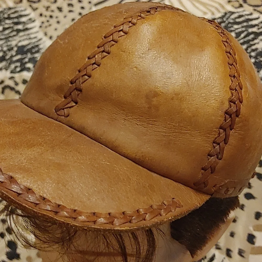 Vintage Leather Ball Cap - Picture 3 of 9